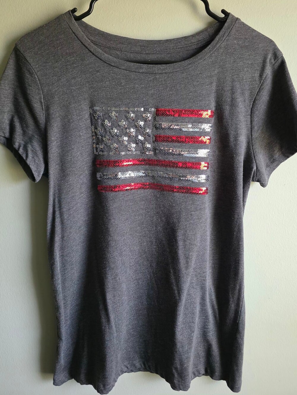 Women's Sequin American Flag T-Shirt, Size Medium